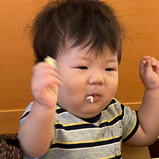 4人目の孫です。家が近いので、毎日来てくれます。可愛い!