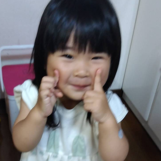 人生初のピース!!上手にできたね!