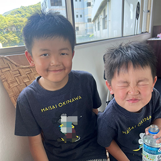 弟と仲良し