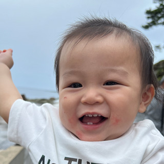 いつもニコニコで癒されます!