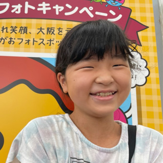 いつもは控えめですが、景品を知って満面の笑みになりました!いつも頑張り屋さんです。