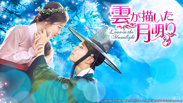 雲が描いた月明り