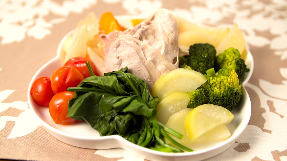 栄養満点！ハーブ豚と有機野菜の簡単蒸し